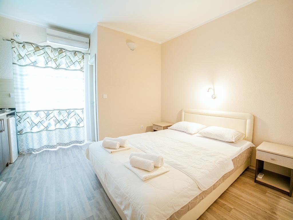Pansion Nobel Hotel Petrovac Cameră foto