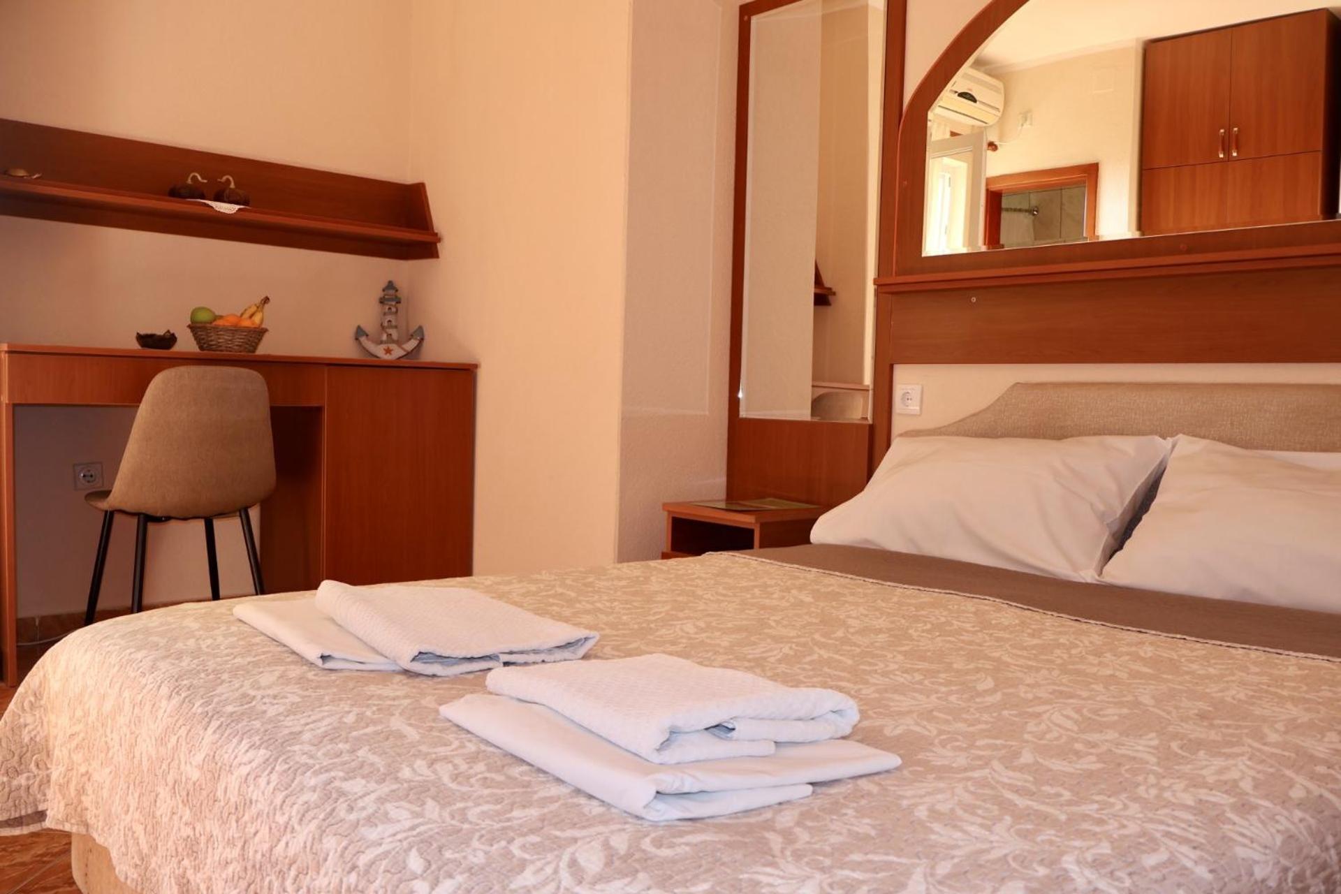 Pansion Nobel Hotel Petrovac Exterior foto