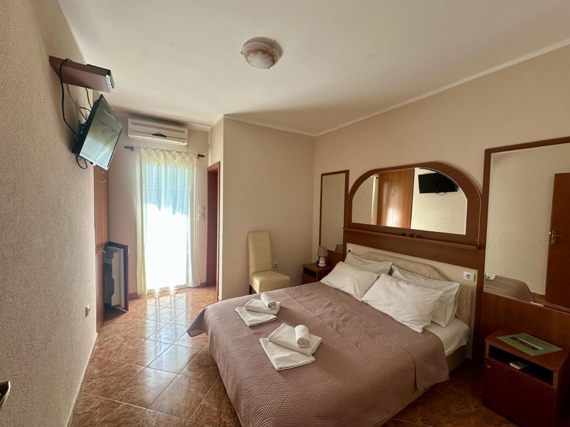 Pansion Nobel Hotel Petrovac Exterior foto